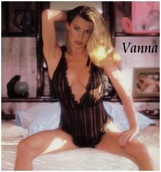 vanna-white-nude-sexy-12